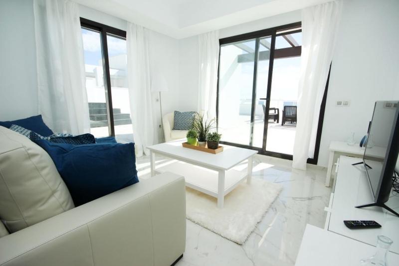 Casares Del Mar Luxury Apartments Penthouse With Beach Access Buitenkant foto